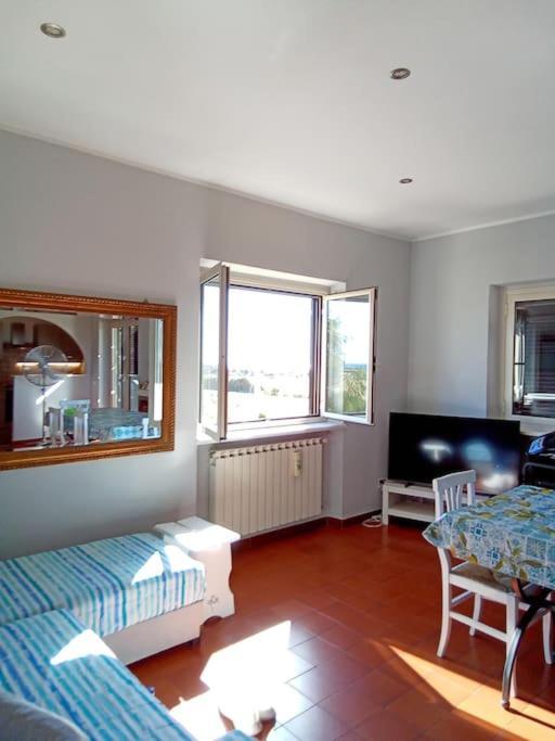 Appartamento Luminosissimo Con Vista Panoramica Marina di Cerveteri Ngoại thất bức ảnh
