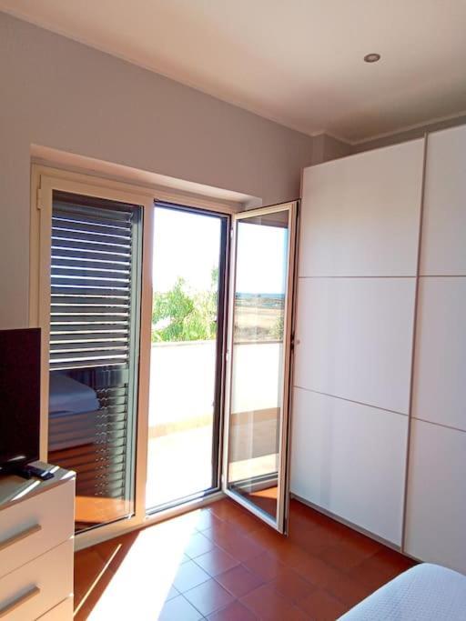 Appartamento Luminosissimo Con Vista Panoramica Marina di Cerveteri Ngoại thất bức ảnh