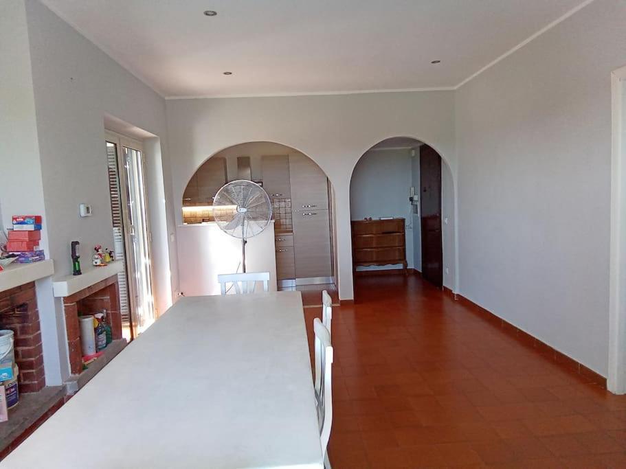 Appartamento Luminosissimo Con Vista Panoramica Marina di Cerveteri Ngoại thất bức ảnh